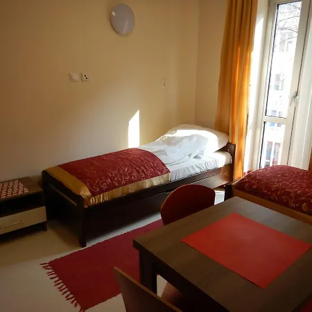 Sklodowska ホステル